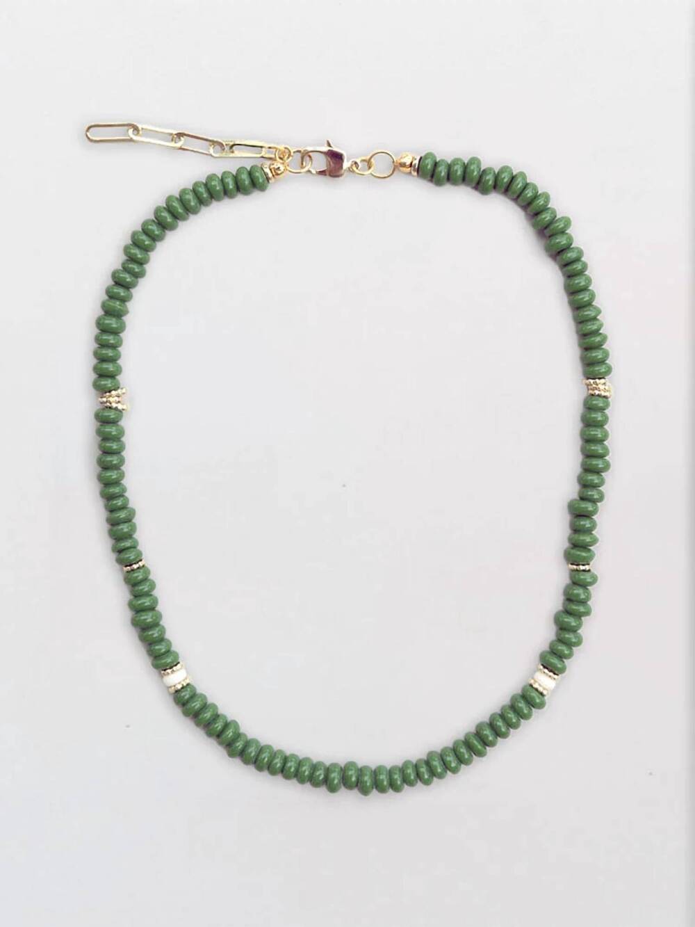NEW BY LILLA women's martini pearl beaded necklace in olive